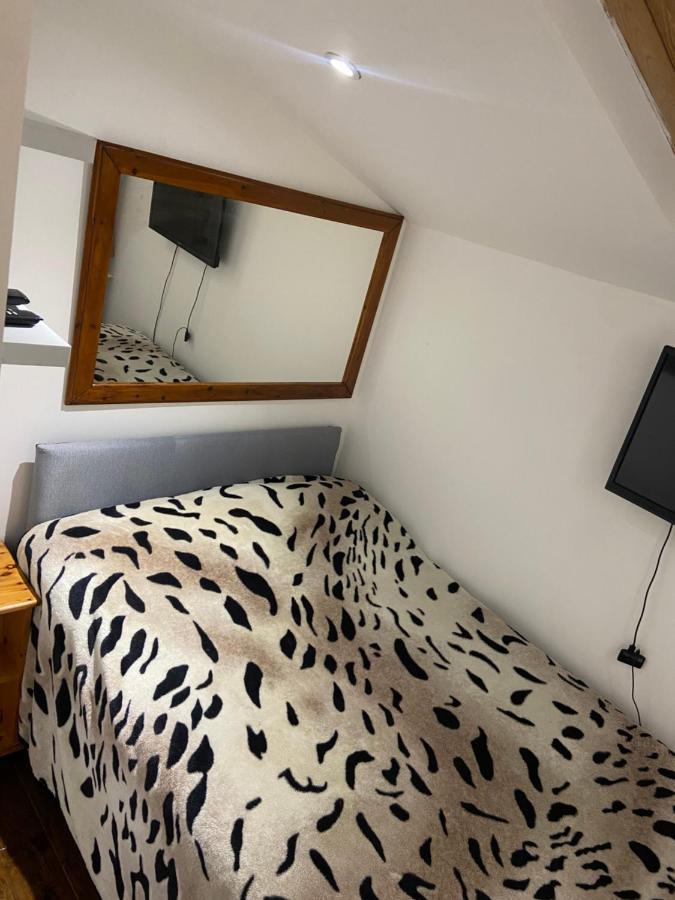 Cosy Little House Apartamento Milngavie Exterior foto